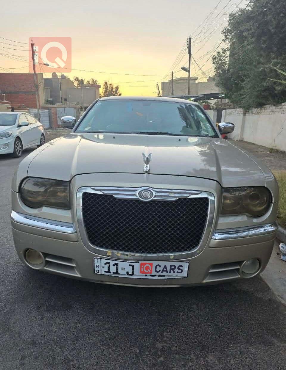 كرايسلر 300